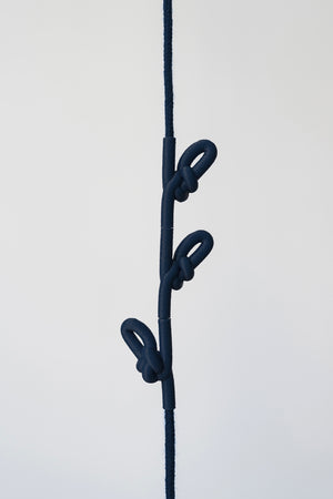 KNOTTED COAT RACK - NAVY