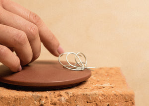 Aera Single Hoop Earring
