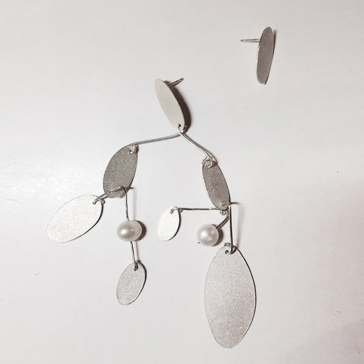 Silver Mobile Pearl Earrings